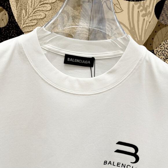 Balenciaga round neck short sleeve T-shirt - Picture 5 of 5
